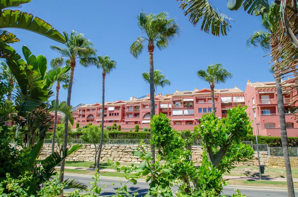 Appartamento Gorgeous 170 Sq.M. Penthouse With Sea View Terraces Benalmádena Esterno foto