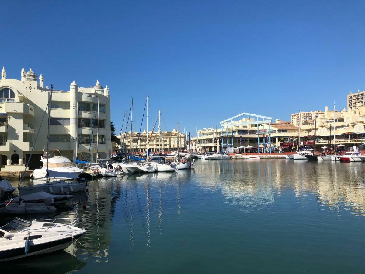 Appartamento Gorgeous 170 Sq.M. Penthouse With Sea View Terraces Benalmádena Esterno foto